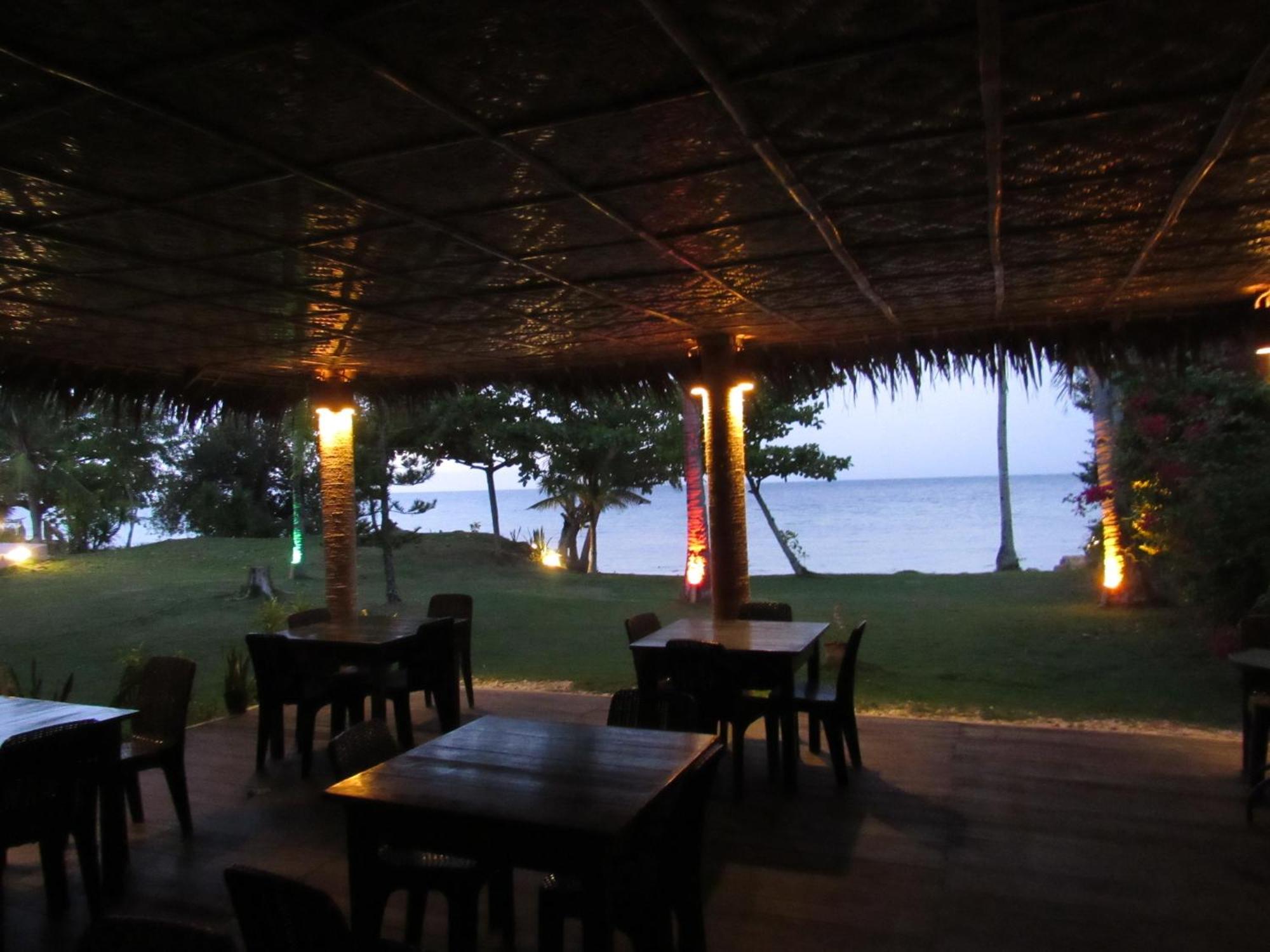 Dacozy Beach Resort Moalboal Ngoại thất bức ảnh