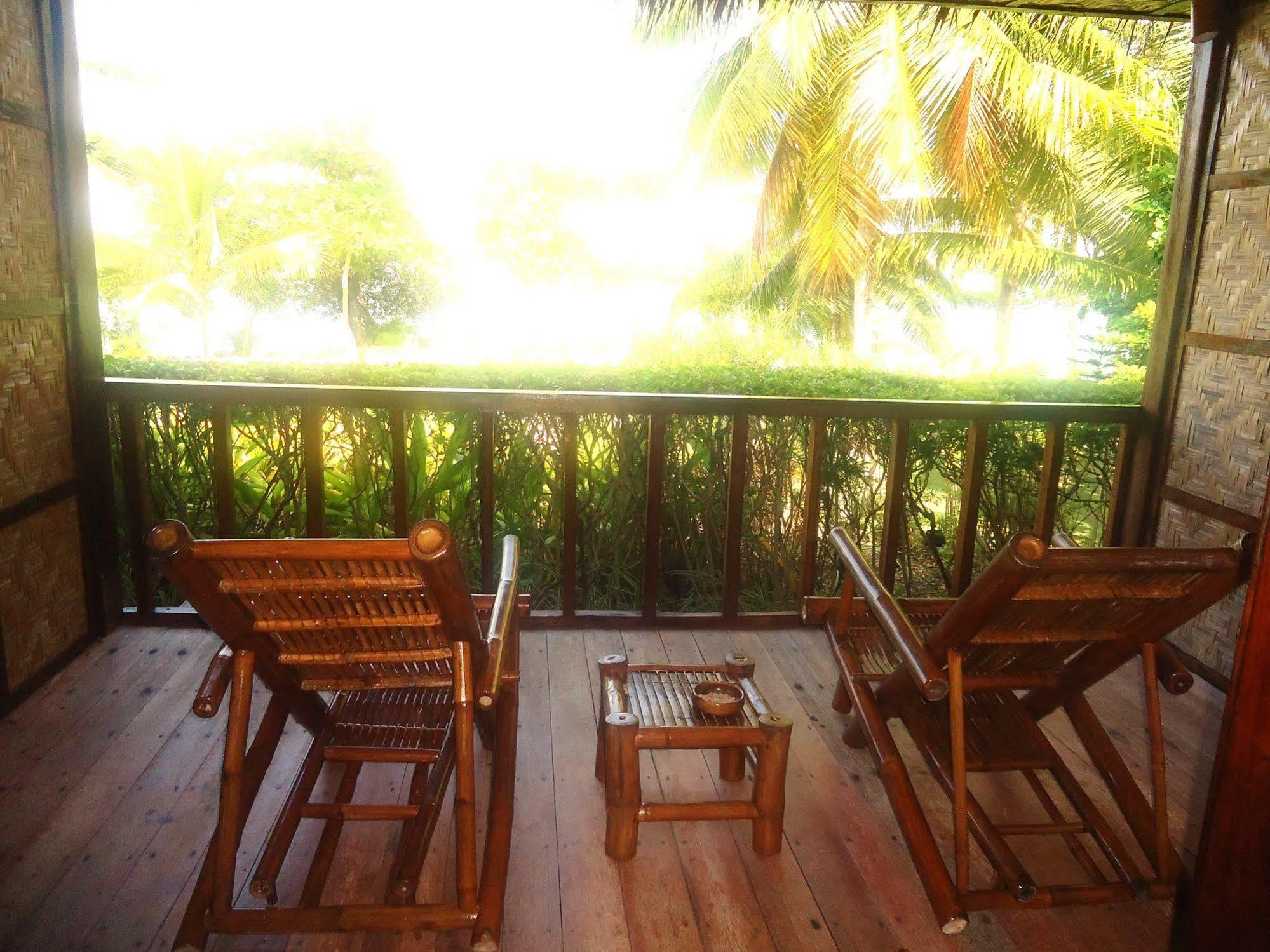Dacozy Beach Resort Moalboal Ngoại thất bức ảnh